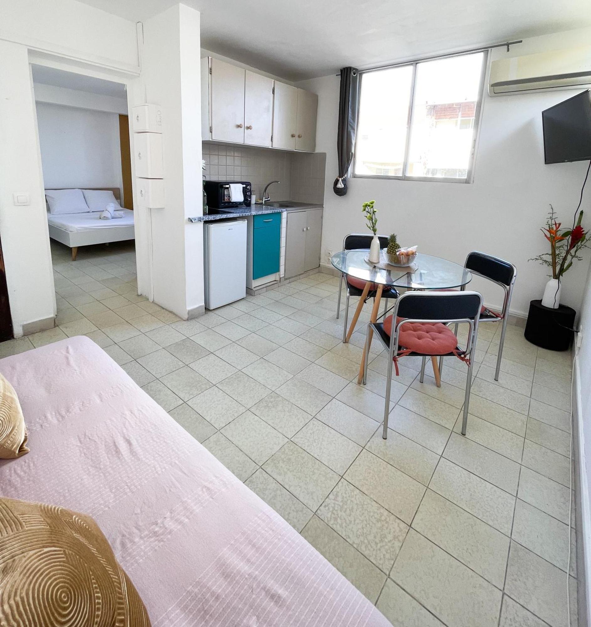 T2 Calme Et Lumineux Au Coeur De Pointe-A-Pitre Apartment Exterior foto